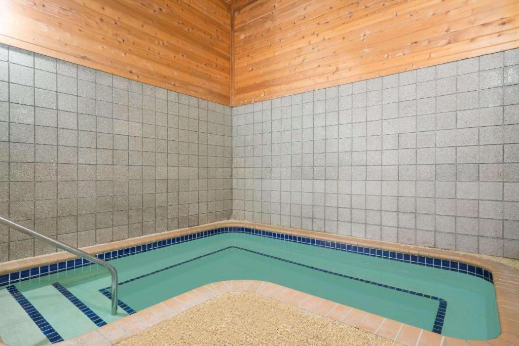 Knights Inn Litchfield Mn Zewnętrze zdjęcie