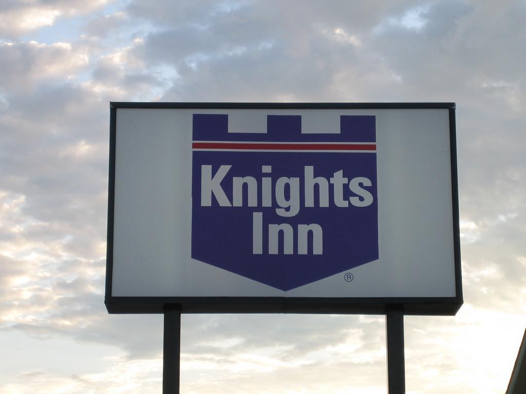 Knights Inn Litchfield Mn Zewnętrze zdjęcie