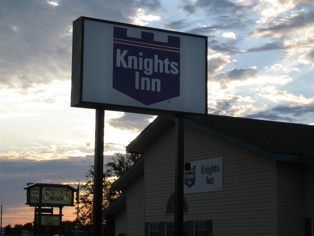 Knights Inn Litchfield Mn Zewnętrze zdjęcie
